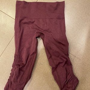 Lululemon cropped leggings size 4